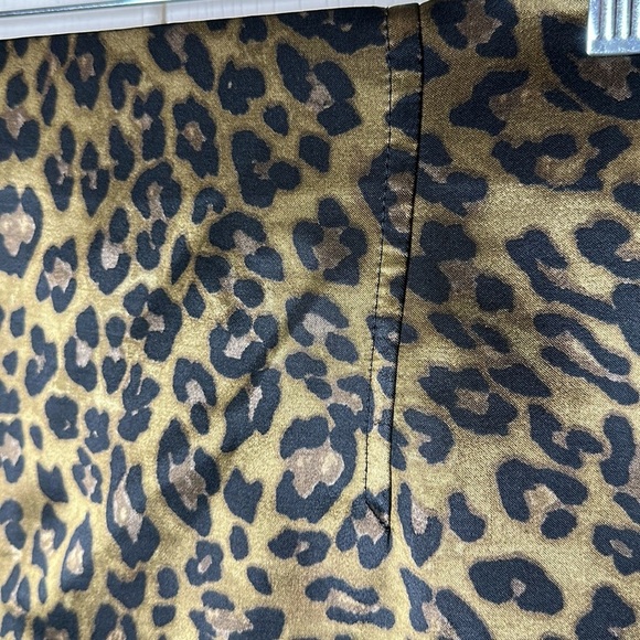 Zara Animal Print Mini Skirt Leopard - Picture 10 of 11